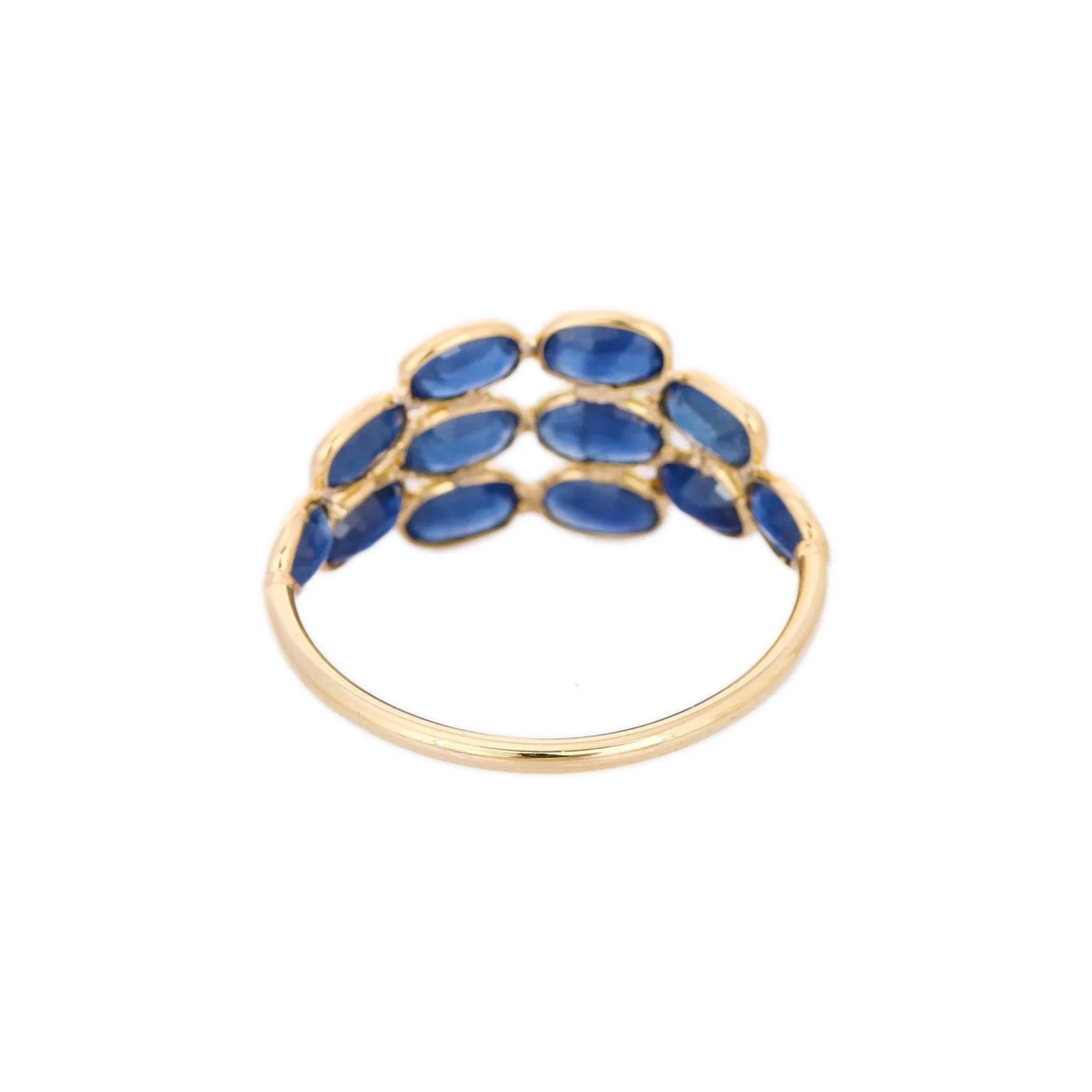 18K Yellow Gold Unique Sapphire Ring