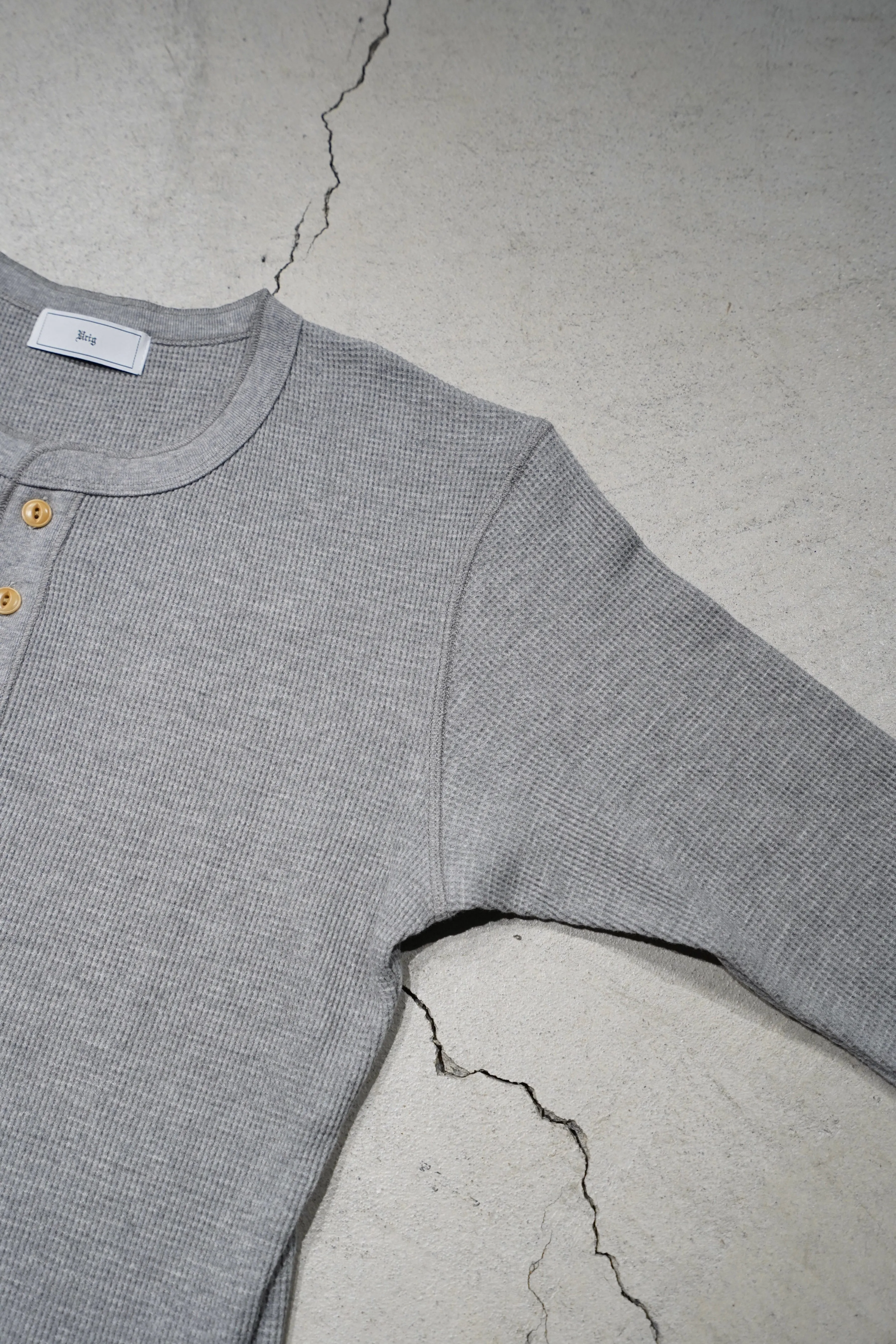 4B TIGHT WAFFLE LS (L.GRAY)(EXCLUSIVE)