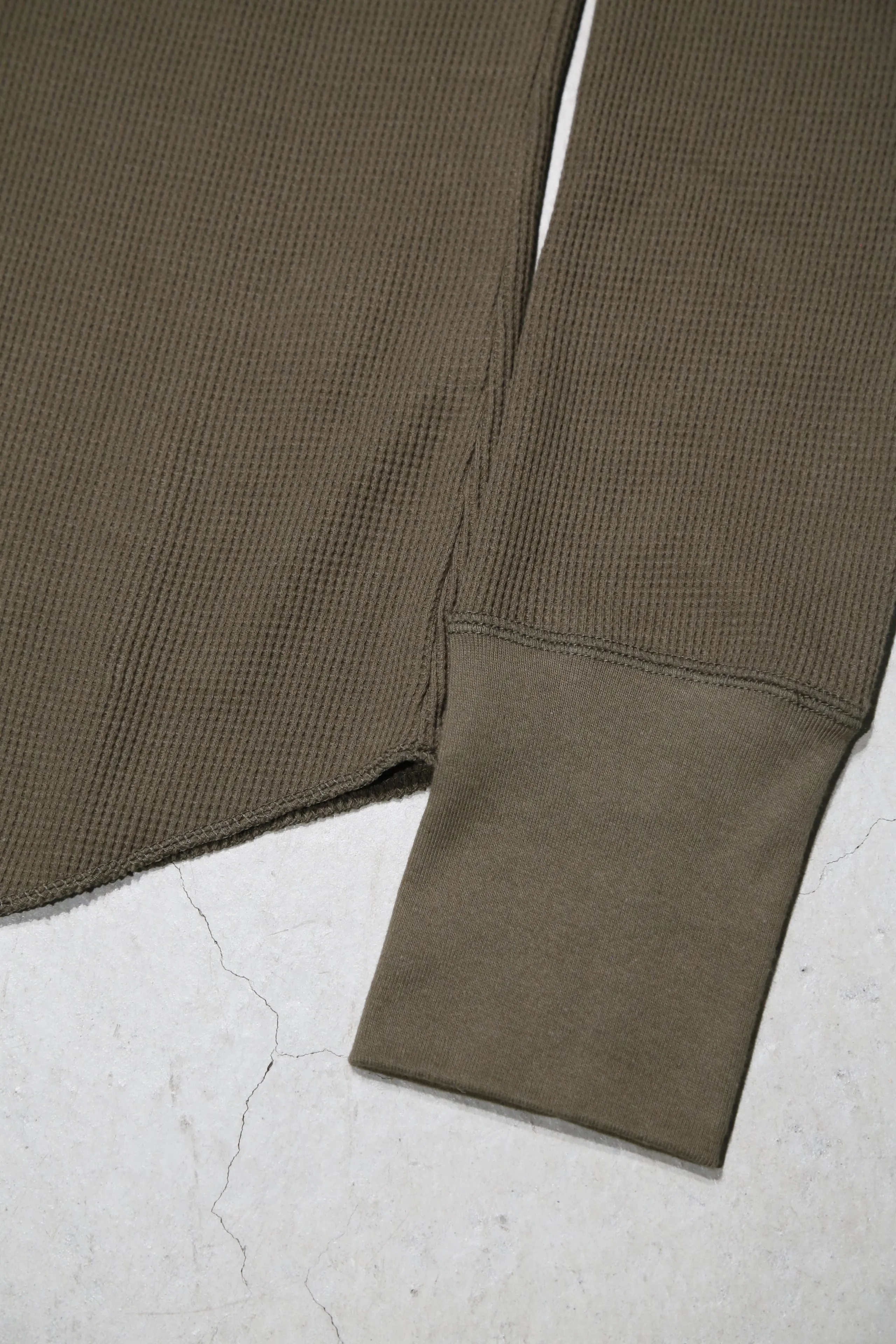 4B TIGHT WAFFLE LS (MOSS)(EXCLUSIVE)