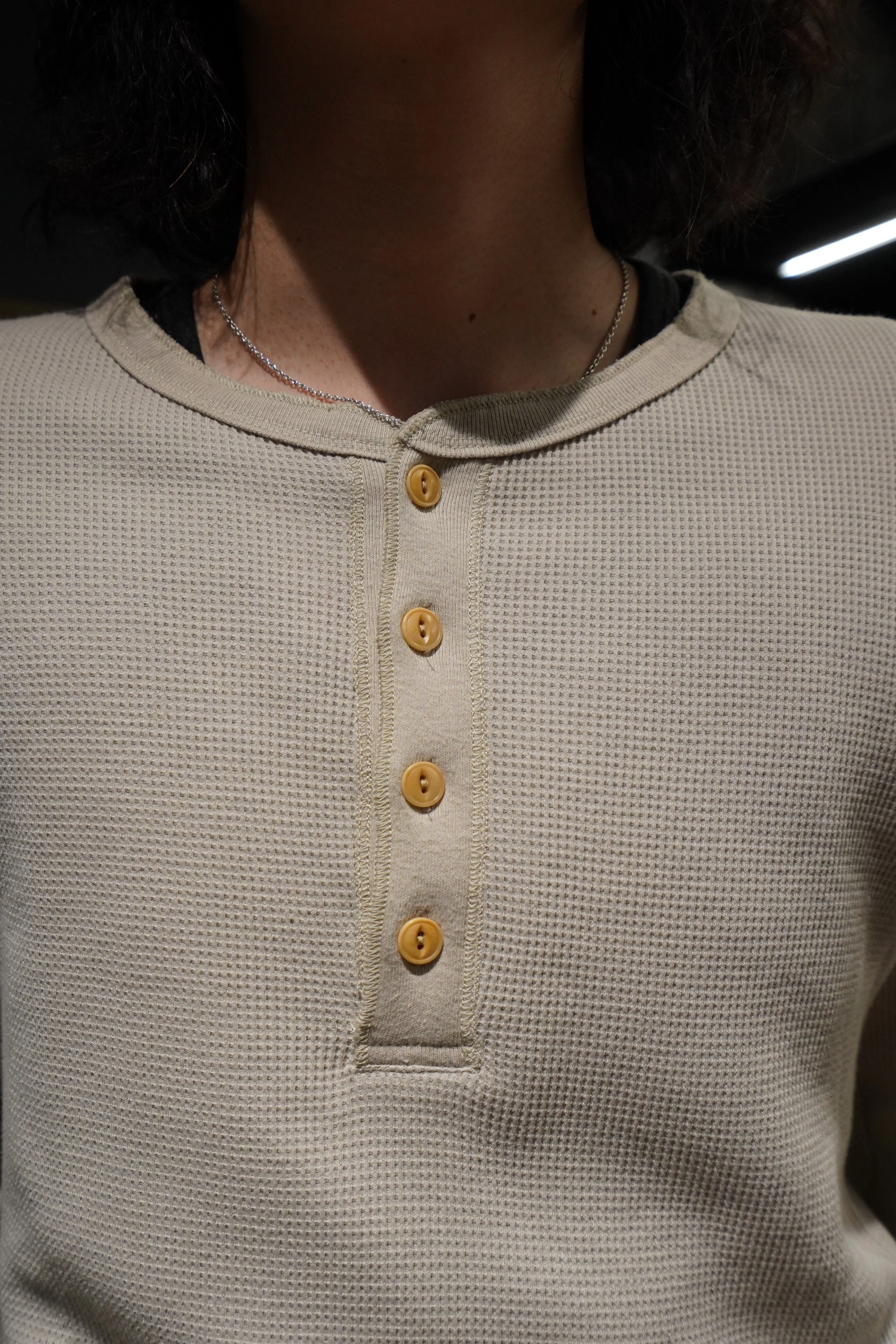 4B TIGHT WAFFLE LS (SAND)(EXCLUSIVE)