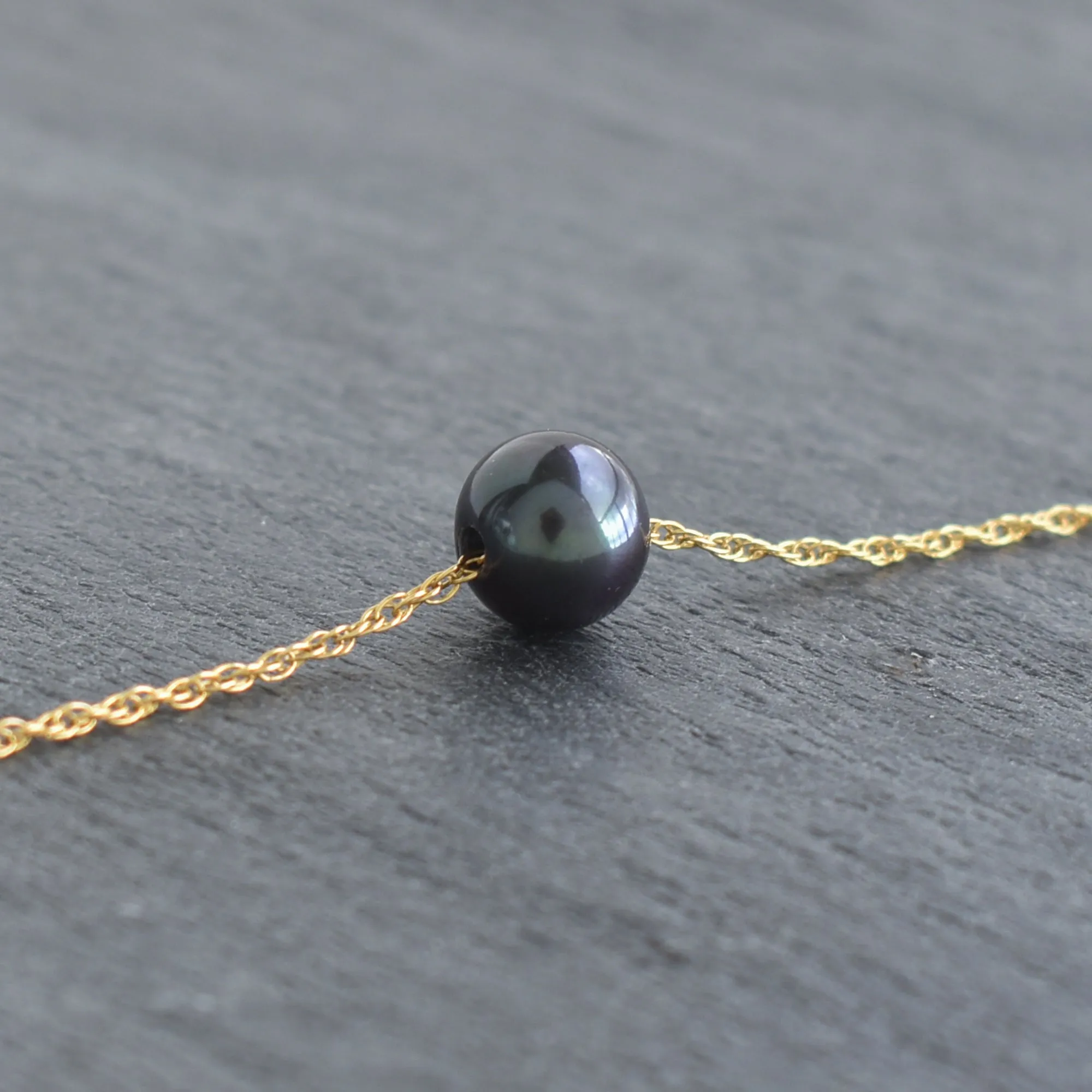 Black Freshwater w/ Double Rope Chain