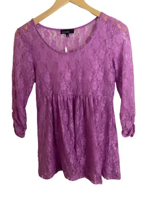 Cool Summer Plum Floral Lace Top