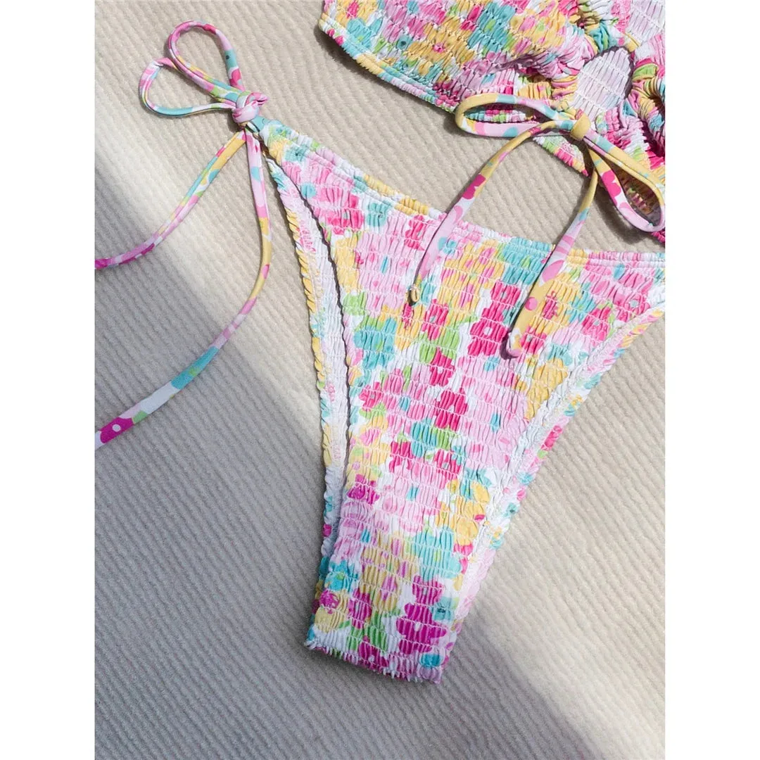 In Full Bloom geblümter Bikini mit Puffärmeln