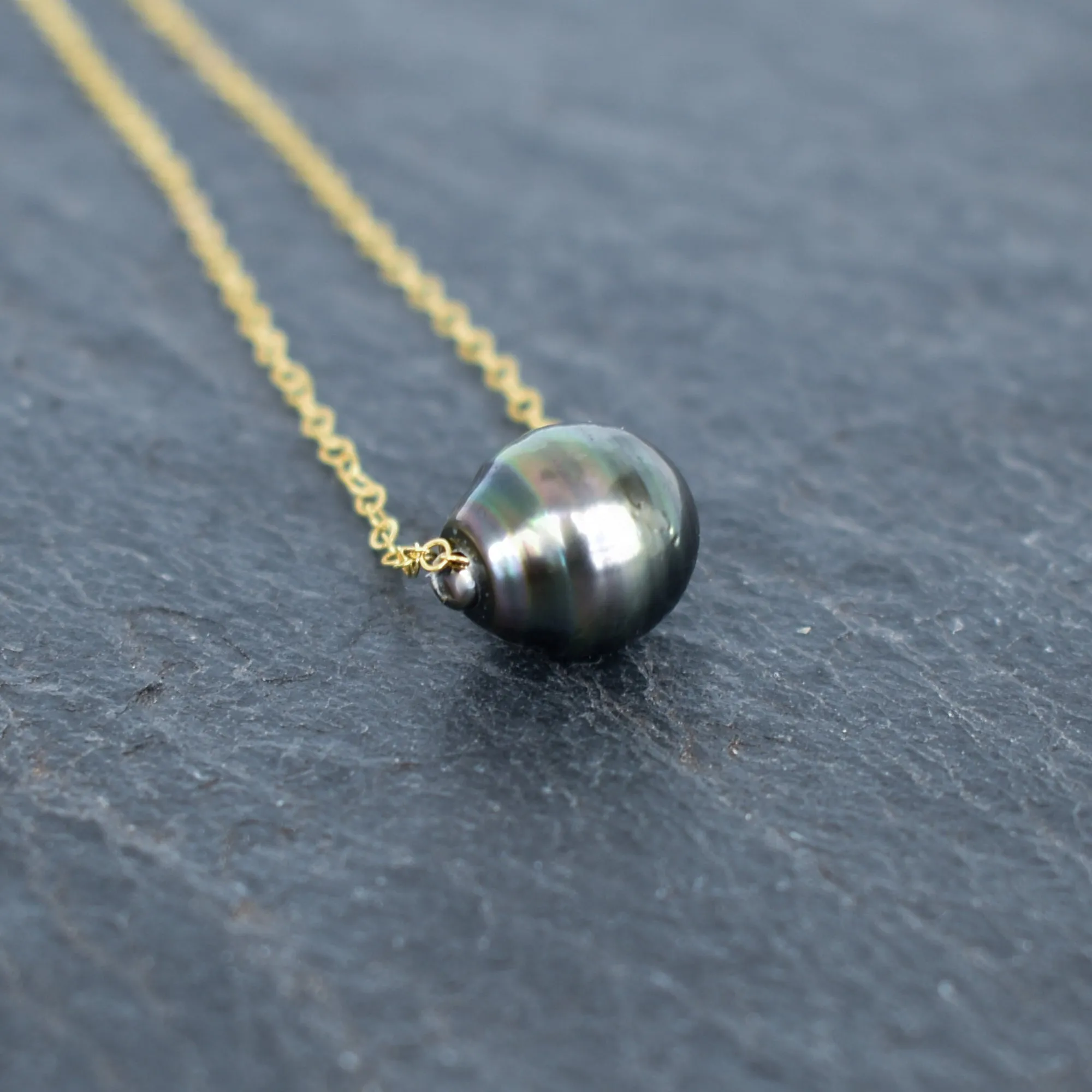Large 11mm Oval Tahitian Pearl Floating Necklace