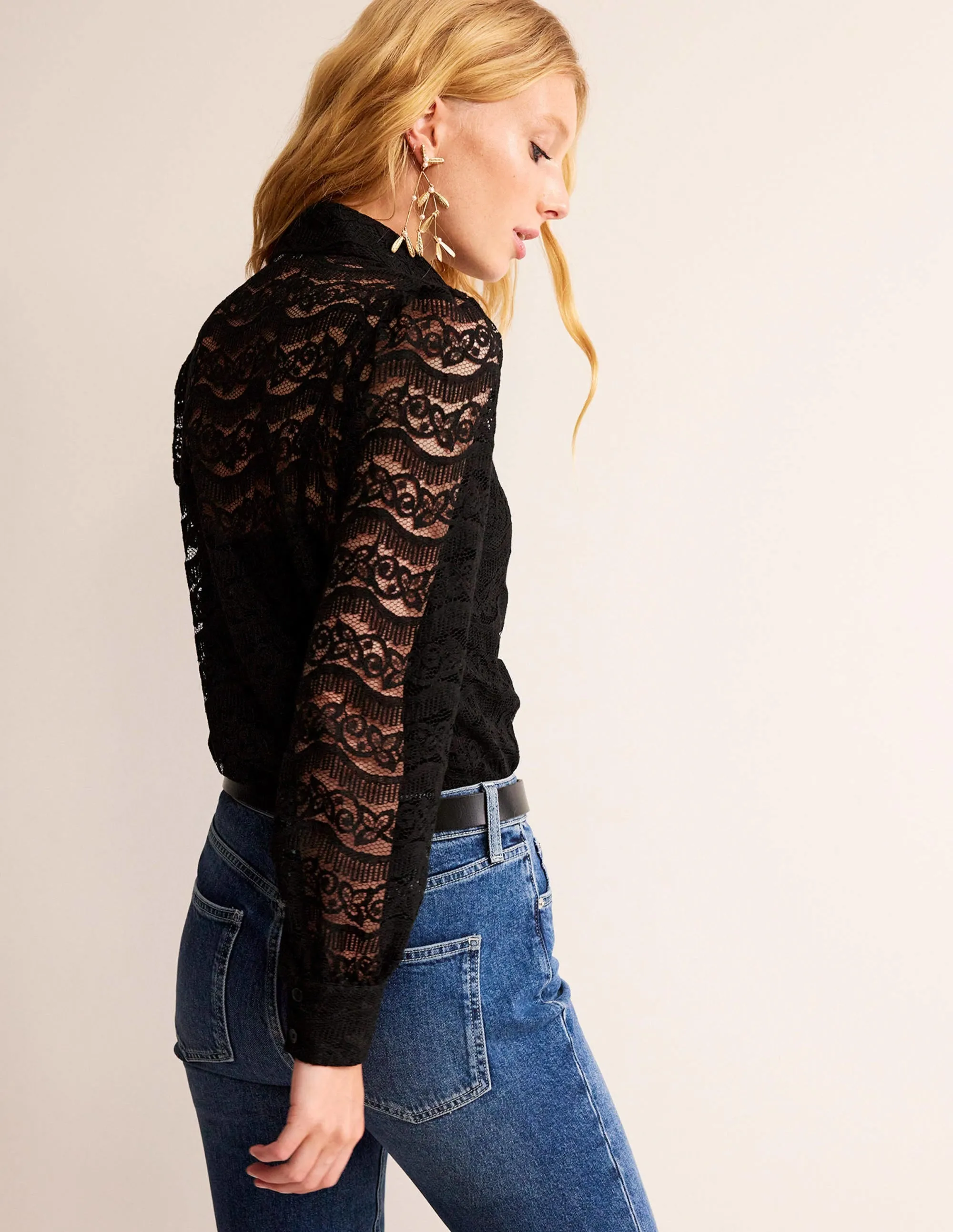 Romantic Lace Shirt-Black