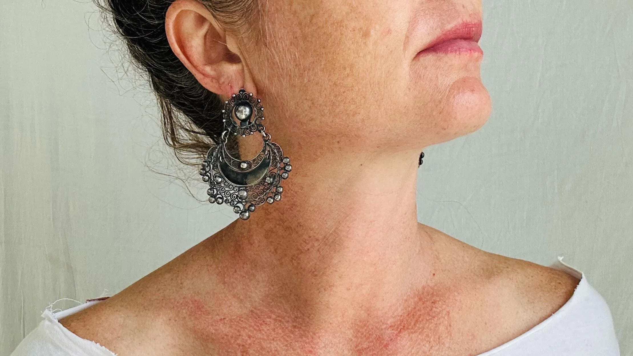 Vintage Oaxacan Filigree Earrings With Pearl. Sterling Silver. Mexico. 2534